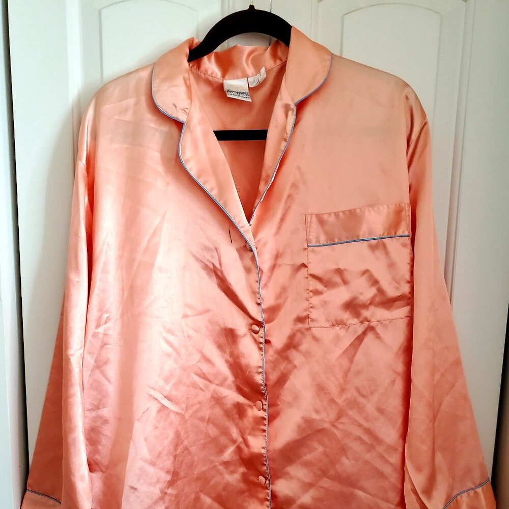 Suzanne Somers Loungewear Collection Top 1X Pink with aqua green trim